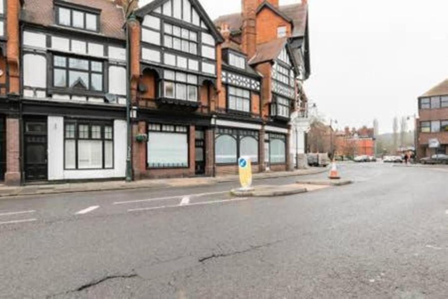 Deluxe Three Bed Bnb In Henley-On-Thames Near Station River & Town Centre Exterior photo