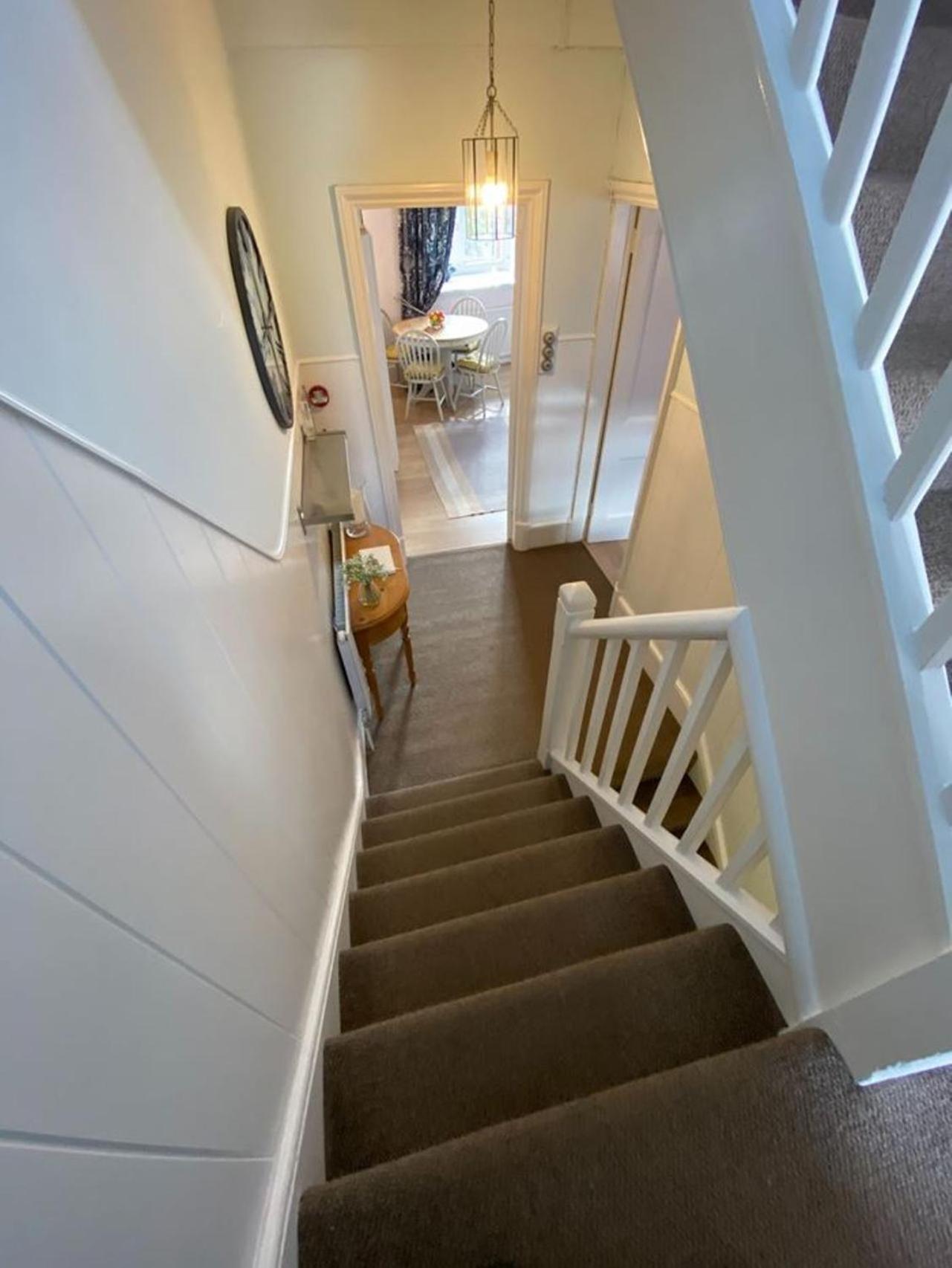 Deluxe Three Bed Bnb In Henley-On-Thames Near Station River & Town Centre Exterior photo